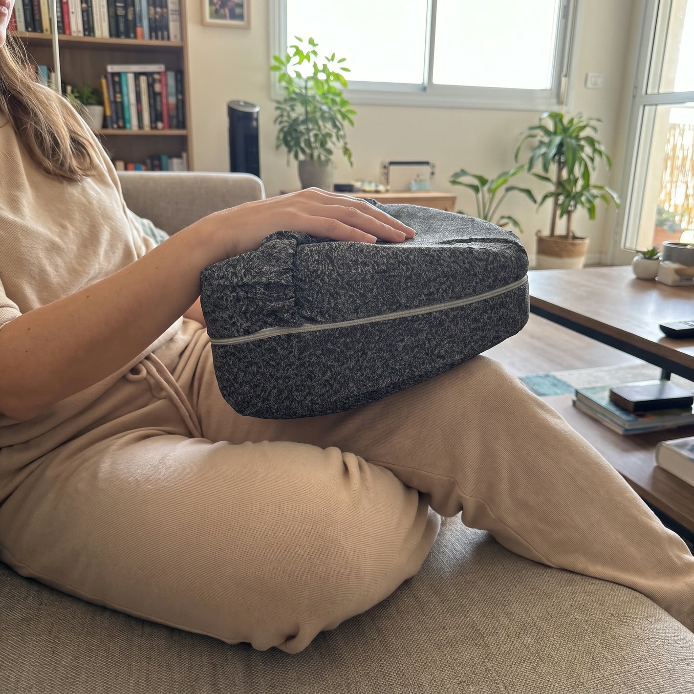 kneerelief-ugc-sofa